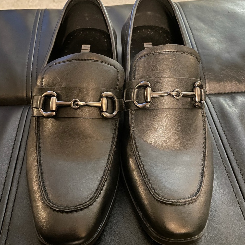 Unlisted by Kenneth Cole Black Stay Loafers